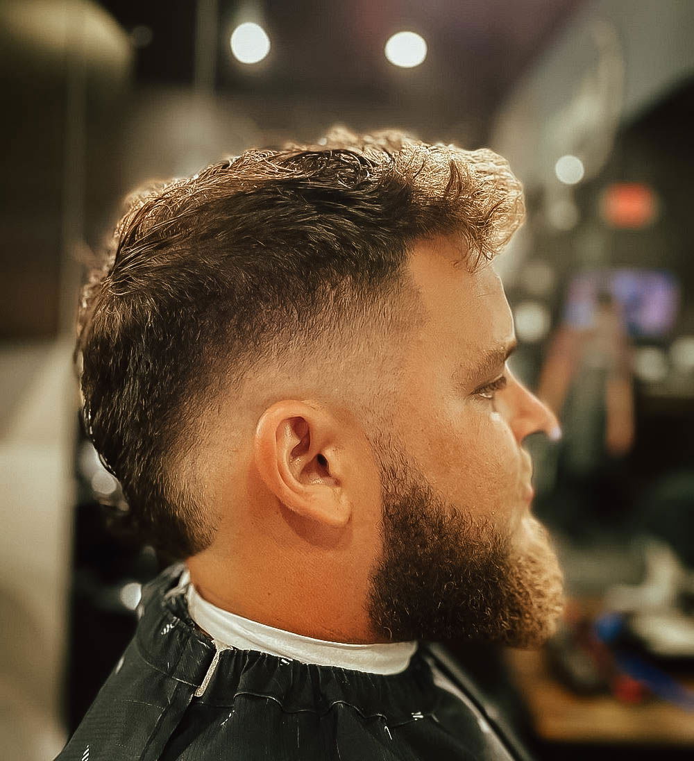 THE POPULARITY OF THE FADE CUTTING TECHNIQUE IN MEN'S HAIRSTYLES