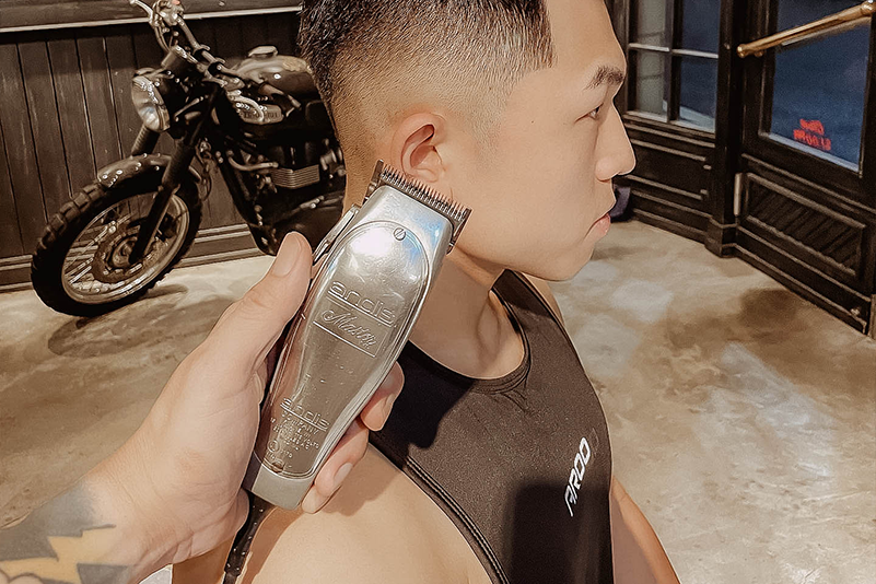 WAHL Cordless Senior フェードカット必需品❗️ | wise.edu.pk