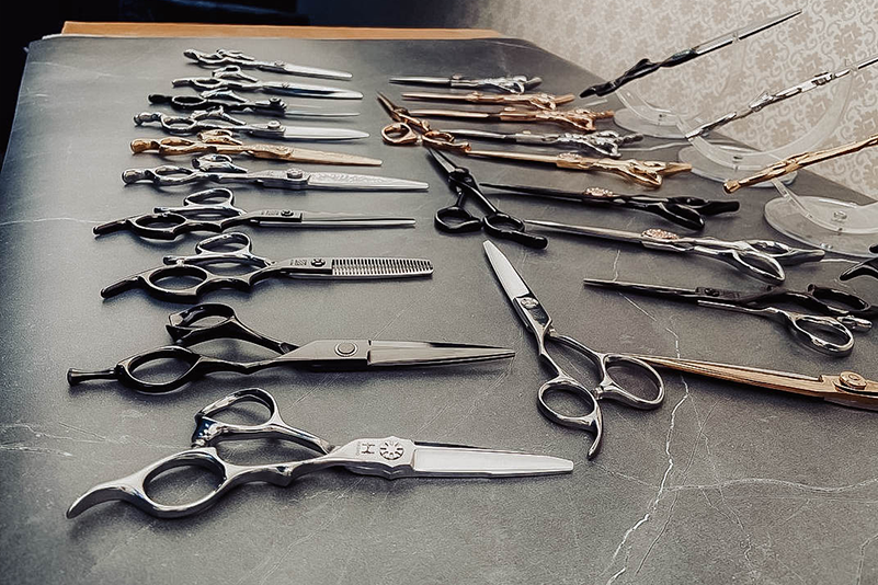 Comparing the 12 Best Hair Cutting Scissors in 2024