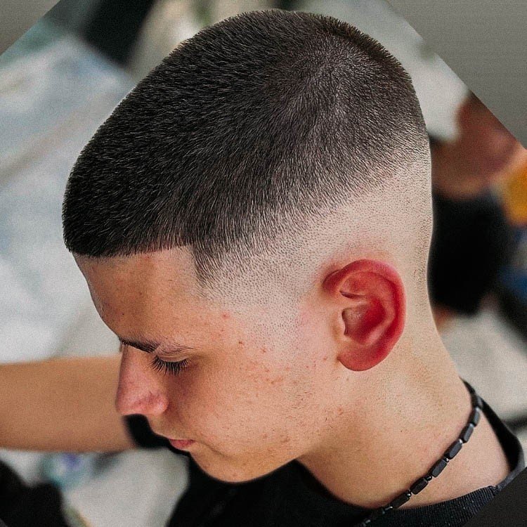 27 Wolf Cut Hairstyles for Men that Look Cool in 2024