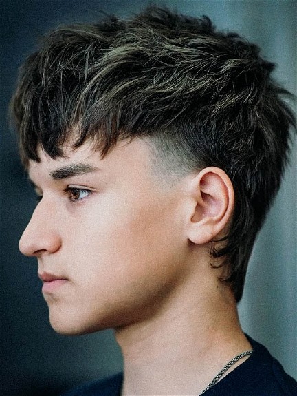 Must-Try Mullet Haircut Styles This Year - Fashionably Male