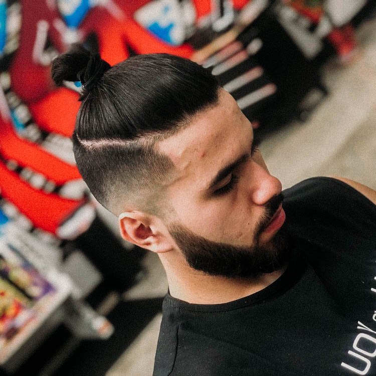 Your Guide to the Man Bun: Hairstyle Ideas and More - L'Oréal Paris