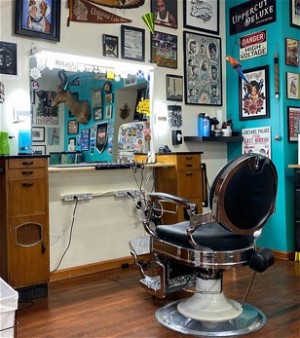Graham’s Barbershop
