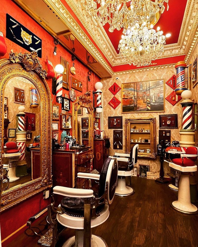 Luxurious Barber Shop Interior Designs